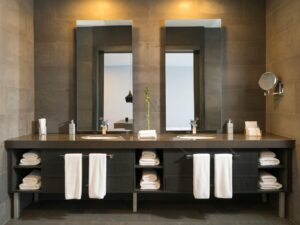 3 Must-Know Tips for Choosing a Bathroom Mirror That Elevates Your Space
