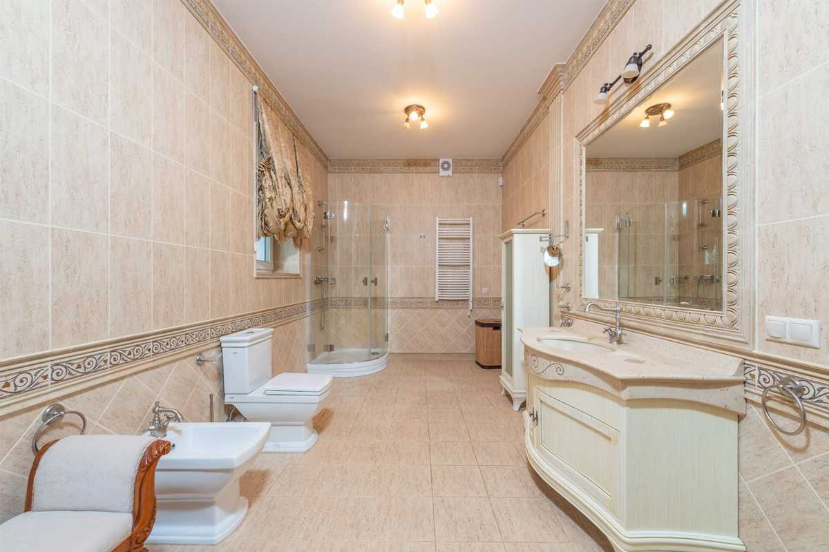 Shower Remodel Options for Parkville Homes - Image 2